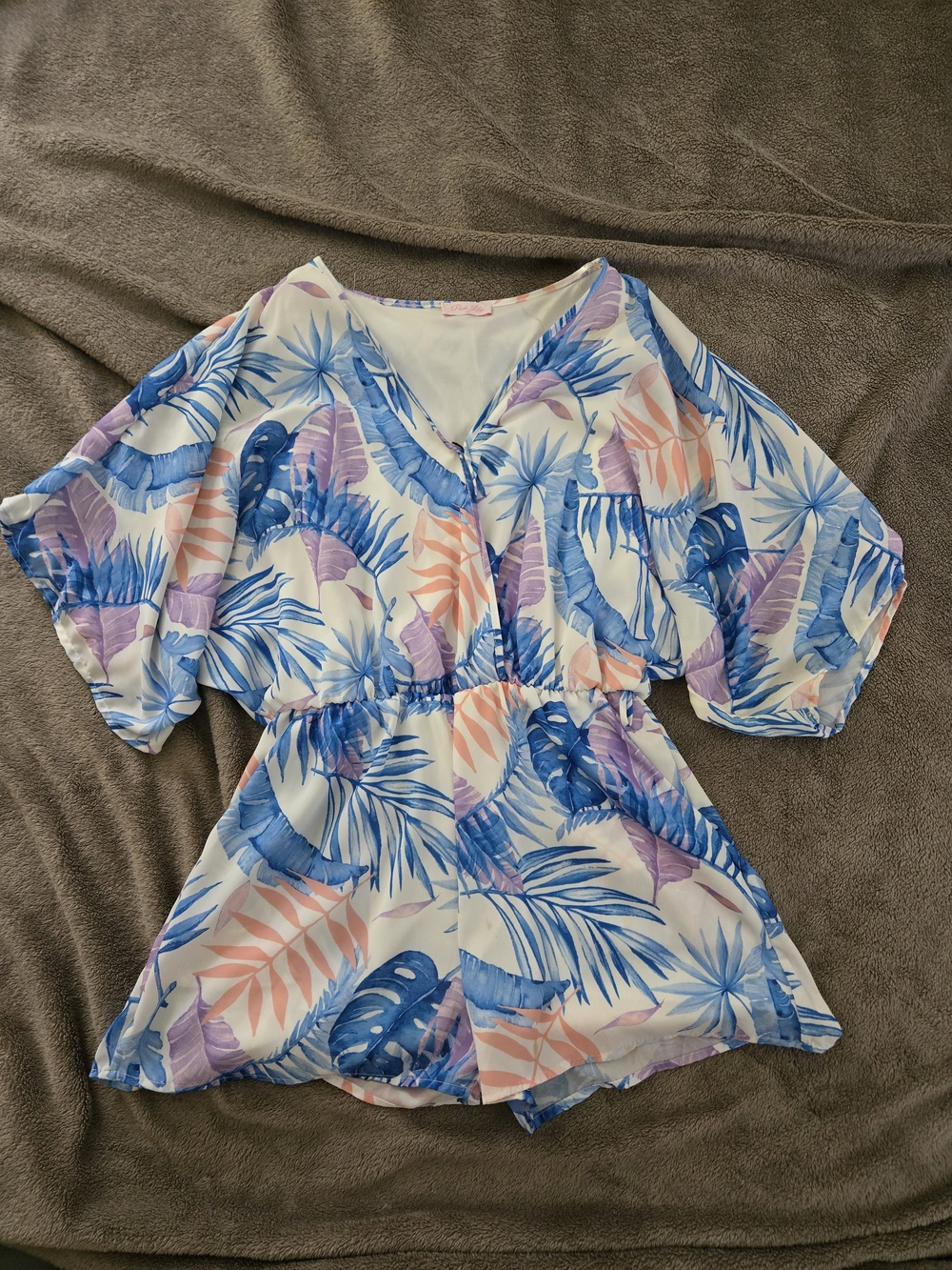 Tropical Leaf Print V-Neck Women’s Romper - Blue & Pink